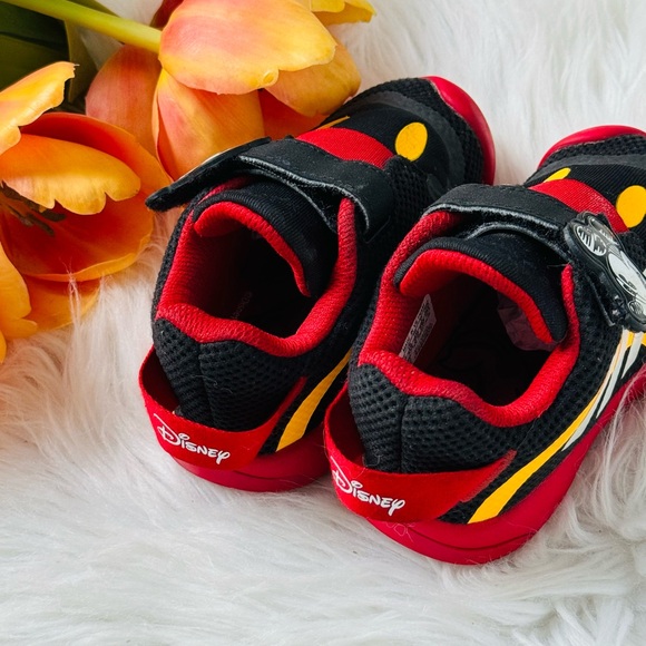 Toddler Adidas ActivePlay Mickey Mouse Sneakers - Picture 5 of 8
